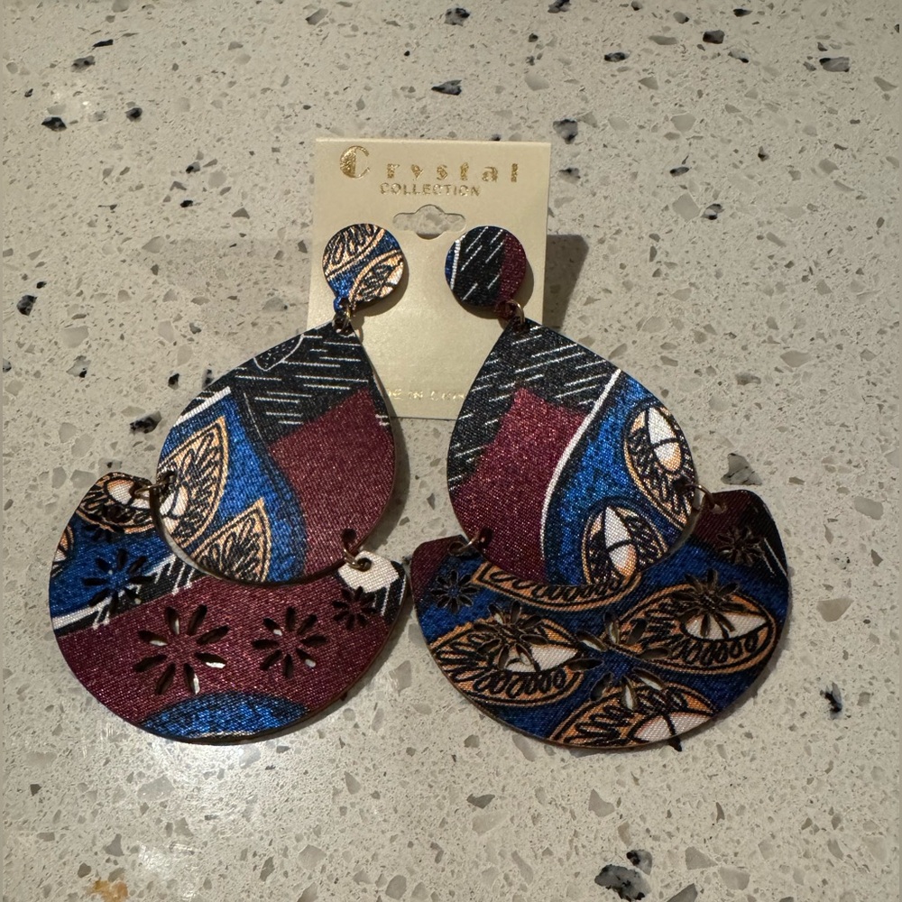 NWT Blue and Burgundy Paisley Patterned Funky Boho Earrings